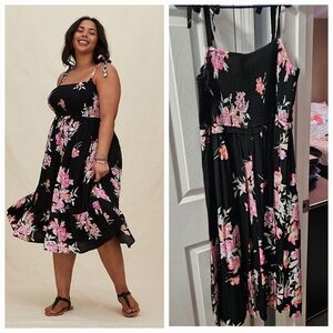 Torrid Bright Floral Sundress 2 18/20